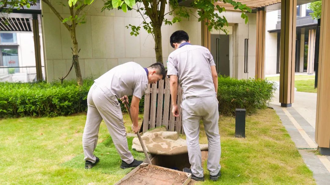 市国投公司下属企业三都澳大酒店：高温坚守践行初心 汗水擦亮服务本色