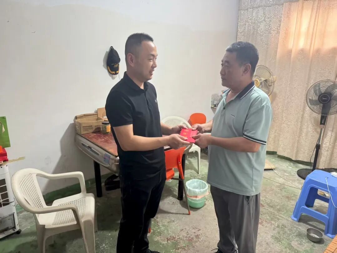 【国投资讯】解困又暖心！市国投公司下属企业闽东商业公司为3户困难家庭送上应急救助​